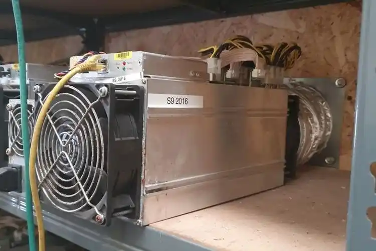 An overview of a modern mining rig setup, highlighting the efficiency and ROI factors in Bitcoin hosting